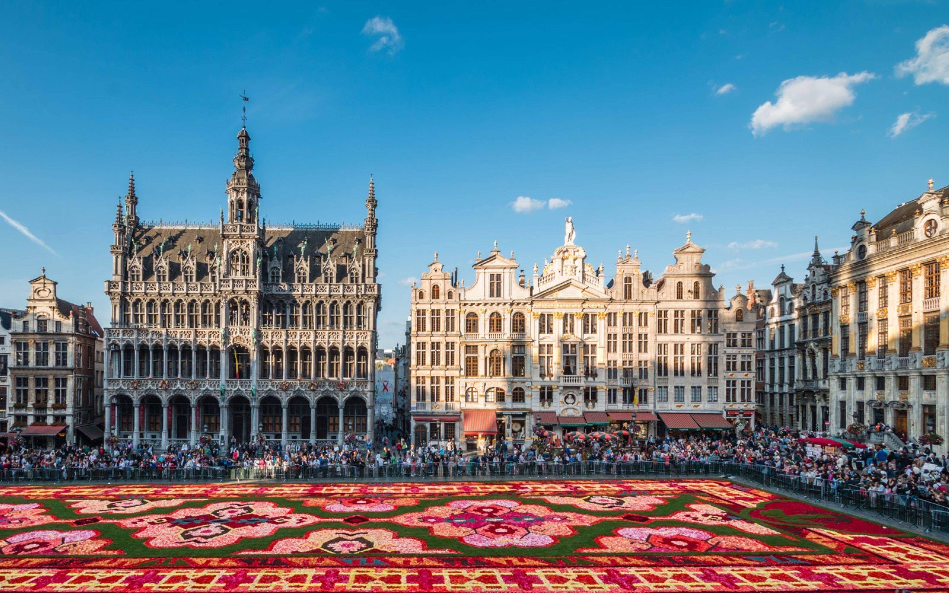 Holiday Inn Express Brussels-Grand-Place By Ihg Bagian luar foto